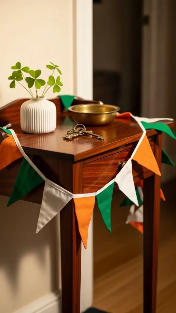 Entry Table Bunting Accent