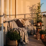 25 Cozy Spring Balcony Decor Ideas That Feel Like an Escape