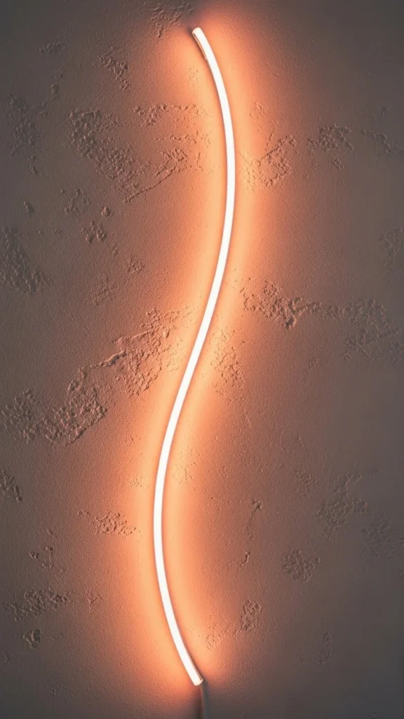 Floating Curve Accent